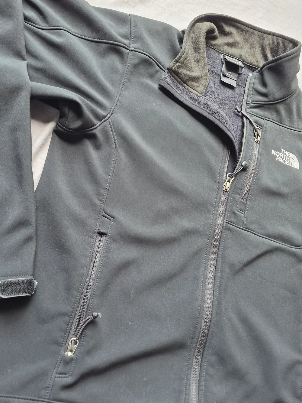 The North Face Apex Men’s Black Softshell Jacket Men Sz Small